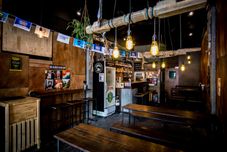 로비 Sleepy Dealer Hostel Bar