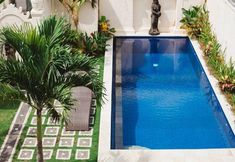 スイミングプール 2 Gerke House