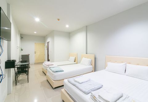 Bedroom The Rooftop Residence