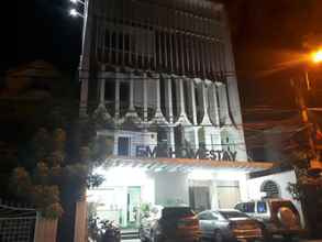 Luar Bangunan 4 EMT Homestay Hue