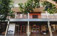 Accommodation Services 6 Nana Beach Hotel