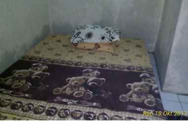 Bedroom 2 Penginapan Bungsu Ujung Genteng