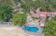 Luar Bangunan 3 Le Nusa Beach Club