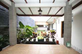 Lobby 4 Rumah Bonsai - Lembang