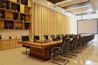 Ruangan Fungsional Sparks Convention Hotel Lampung