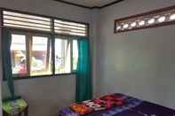 Kamar Tidur Cozy Place at Heerry's Guest House 2