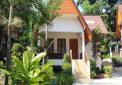 Lobby Tok Little Hut