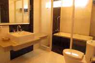 In-room Bathroom Pondok Citra Grogol Service Apartment