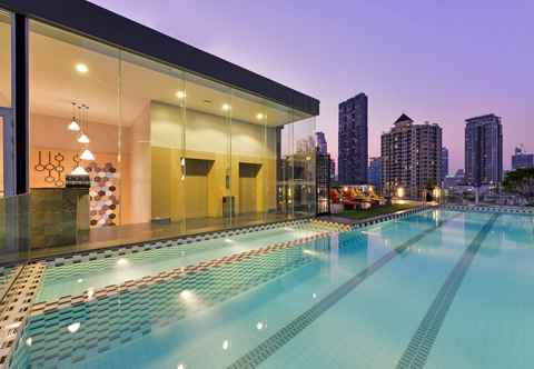 Swimming Pool  Le D’Tel Bangkok