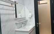 Toilet Kamar 6 Nite & Day Melawi - Nanga Pinoh