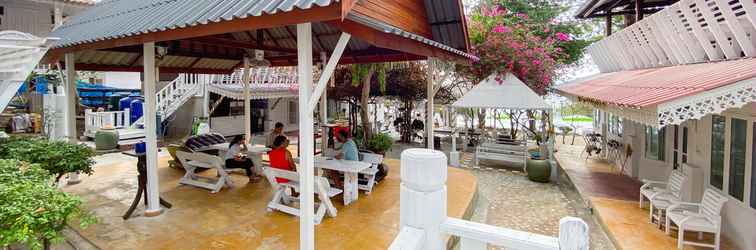 Lobby Banthai Sangthain Resort