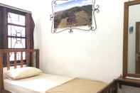 Bilik Tidur Classic Room at Guesthouse Kembang Deso