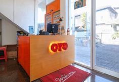 로비 6 OYO 1670 Likko Inn