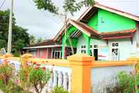 Exterior Anggun Homestay