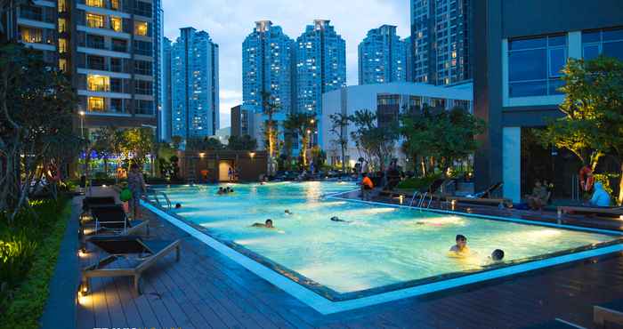 Swimming Pool Vinhomes Central Park APARTMENTEL