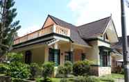 ภายนอกอาคาร 7 Zevannya Villa Swiss Kota Bunga