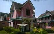 ภายนอกอาคาร 7 Zevannya Villa Castle Hook Kota Bunga