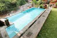 Swimming Pool Villa Omah Joerank