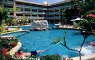 Swimming Pool 2 Thara Patong Beach Resort & Spa