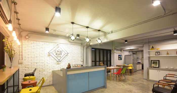 Sảnh chờ The Chatbox Silom Hostel