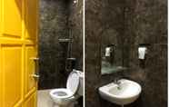 In-room Bathroom 5 Hotel Mandiri 3 VIP