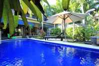 Swimming Pool Tunjung Villa