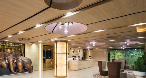 Lobby 2 Solitaire Bangkok Sukhumvit 11