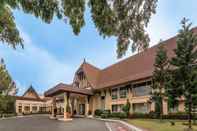 Lobby Taal Vista Hotel