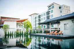Triple Z Hotel , USD 47.58