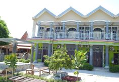 Exterior 3 Dolphine Pramuka Island