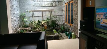 Common Space 3 Comfy Room at HONEY guesthouse Syariah