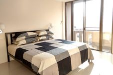 Phòng tắm bên trong Rama 9 Kamin Bird Hostel