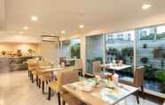 Restoran 6 Bangkok Loft Inn Wongwian Yai