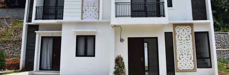 Lobi Algira Townhouse Syariah