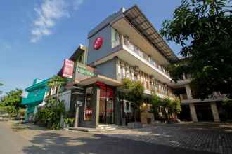 ภายนอกอาคาร 4 OYO 820 Abad Baru Hotel