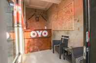 Lobby OYO 820 Abad Baru Hotel