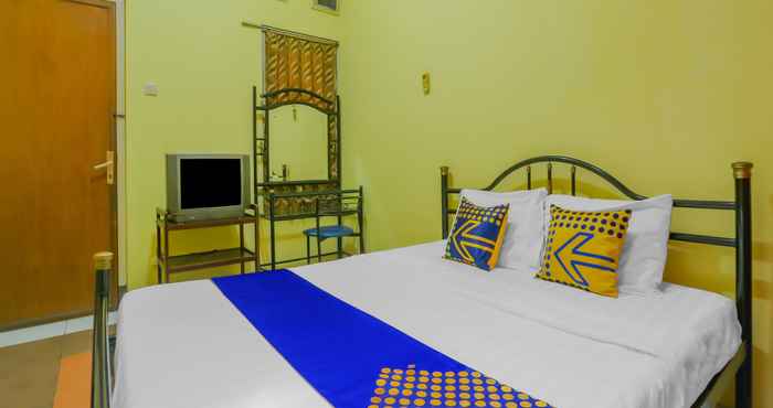 Bedroom SPOT ON 90272 Istana Griya 1 Hotel