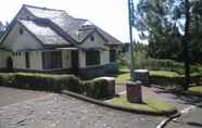 Luar Bangunan 4 Villa Ciater Highland 3 BR