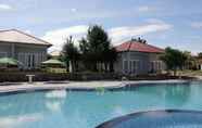 Swimming Pool 4 Green Star Premium Resort & Restaurant - Mui Ne