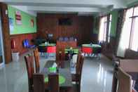 Restoran RedDoorz near Bandara Adi Soemarmo Solo