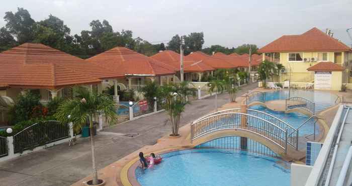 Swimming Pool Thai-Norway Resort