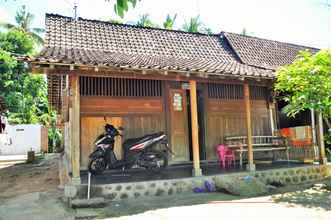 Exterior 4 Homey Place at Homestay Uswatun Hasanah 6 Kemiren