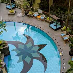 Swimming Pool 1 Courtyard by Marriott Bandung Dago, Bandung Hotels