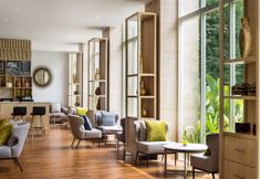 Bar, Cafe and Lounge 5 Courtyard by Marriott Bandung Dago