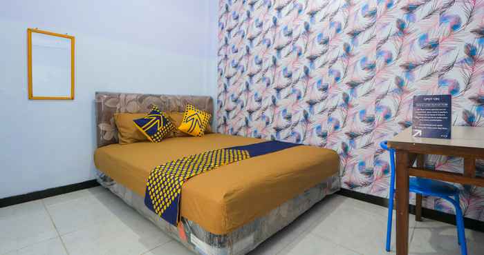 Kamar Tidur SPOT ON 2497 Pesona Guest House