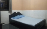 Kamar Tidur 4 Cozy Room at Kencana Asri