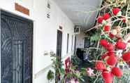 Exterior 4 Simple Room at Puri Classic