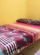 BEDROOM Simple Room at Omah Ndheles