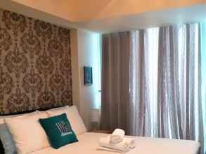 Kamar Tidur 4 Condotel Prime at Azure Urban Residences