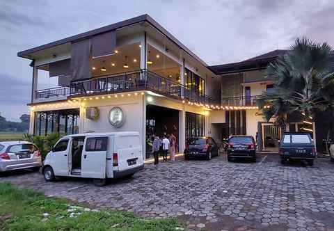 Exterior Oemah Djari Hotel Syariah